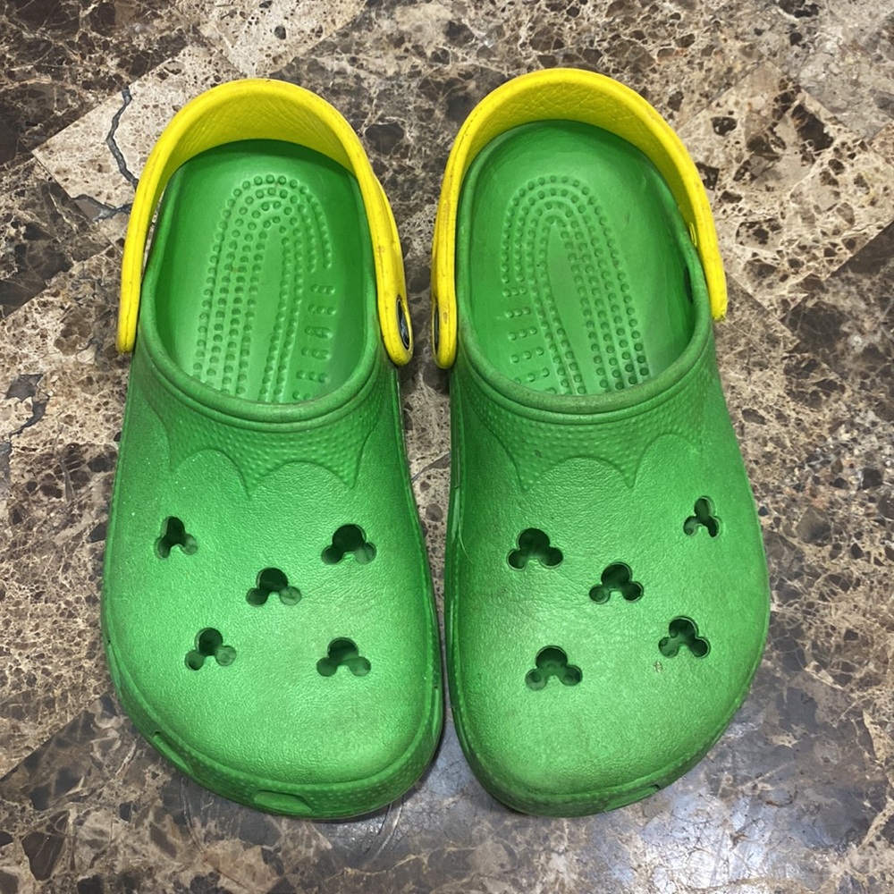 Mickey Mouse Kids Crocs, Size 1 Youth - Picture 8 of 8